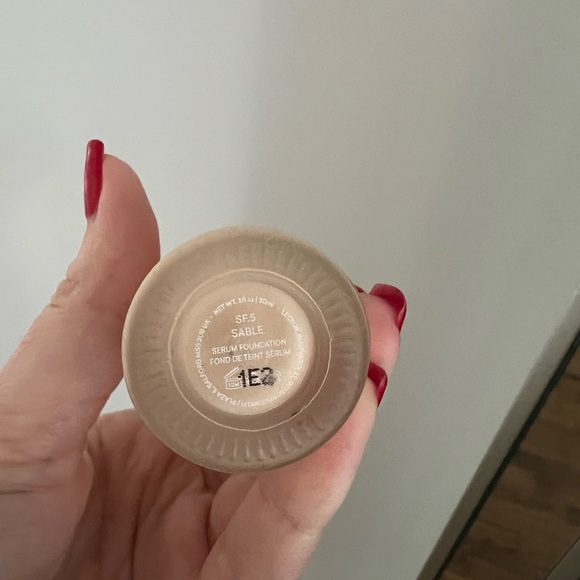 Ilia true skin serum foundation in Sable & concealer in Arrowroot - Picture 2 of 13